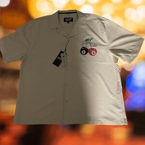 NWT - Fresh Prints of Bel-Air Short Sleeve Button-Down Shirt